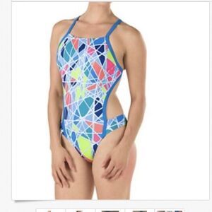 Speedo Turnz Splice  Vee 2 One Piece Swimsuit NWT